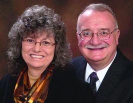 Helen and Gary Sosniecki of Lebanon, Missouri, are retired from 43-year careers that included owning three weeklies, publishing a small-town daily and serving as vendors to the newspaper industry.